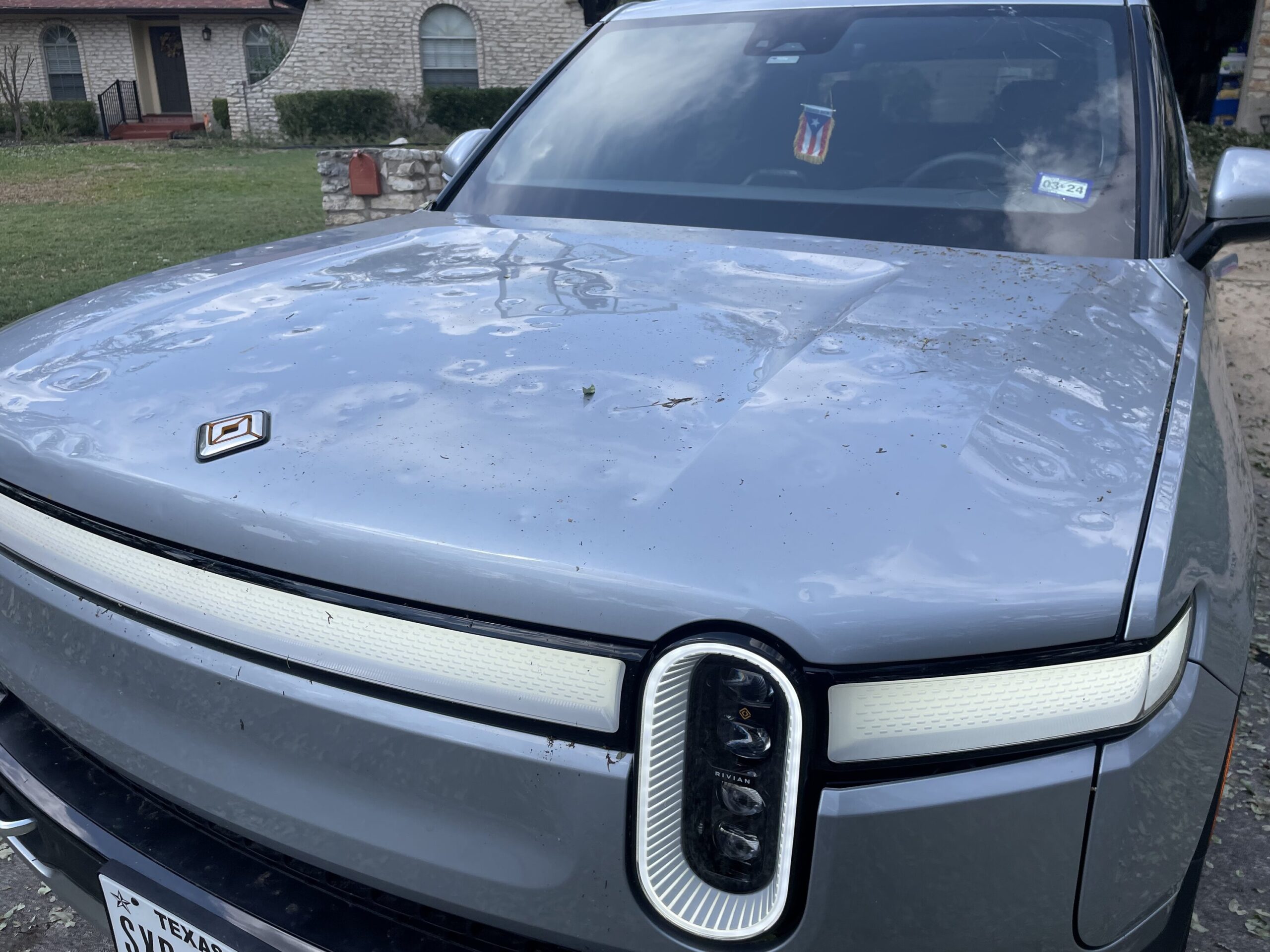 Hail Storm Destroys My Rivian R T Page Rivian Forum R T R S R