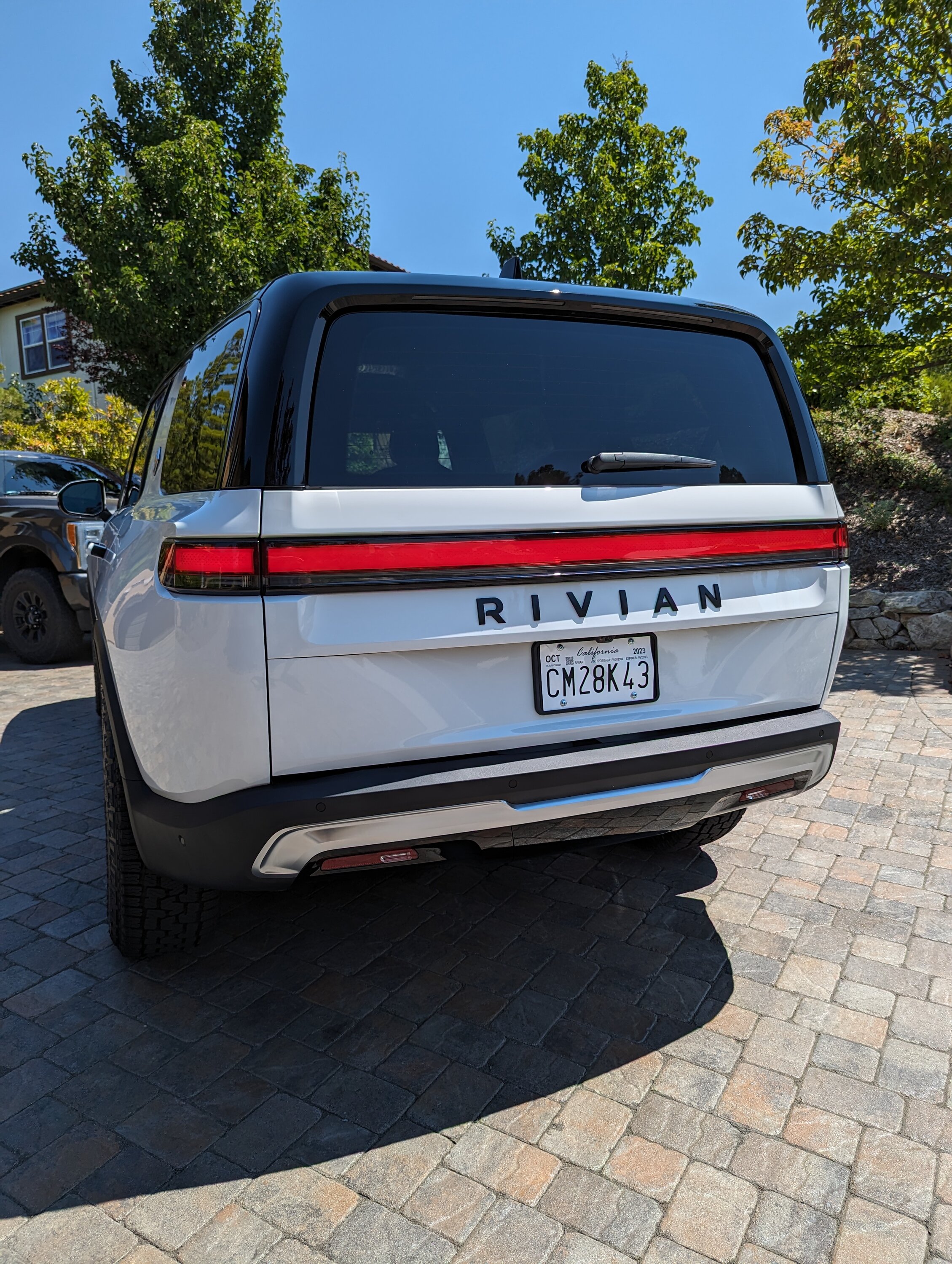 Rivian R1T R1S 🙋🏻‍♂️ What did you do TO your Rivian today?  🧰🔧📐🚿 1000011556