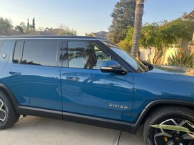 Rivian R1T R1S For Sale 2023 R1S 99K - Launch edition; Bakersfield CA 1681608858551