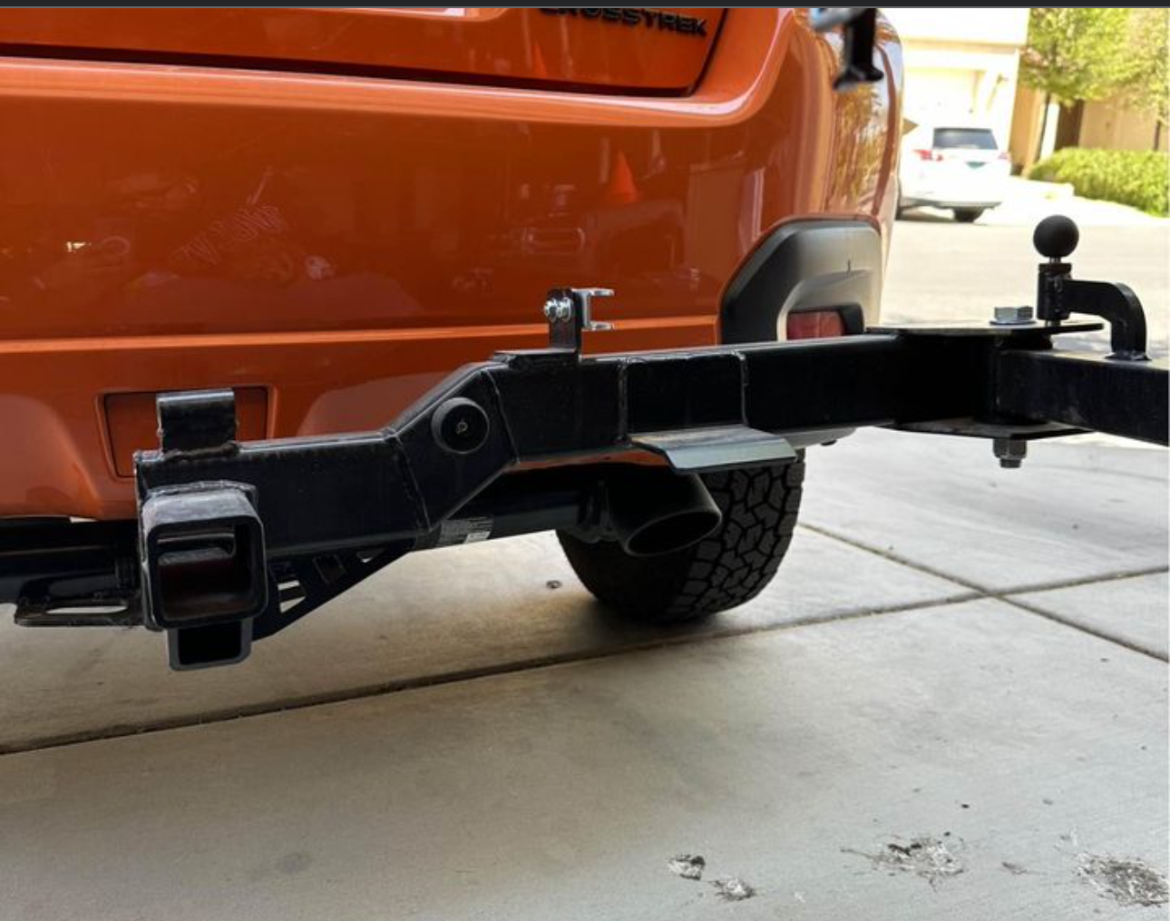 Rivian R1T R1S Rigid Armor hitch spare tire carrier for R1S -- installed photos & review 1708024766548