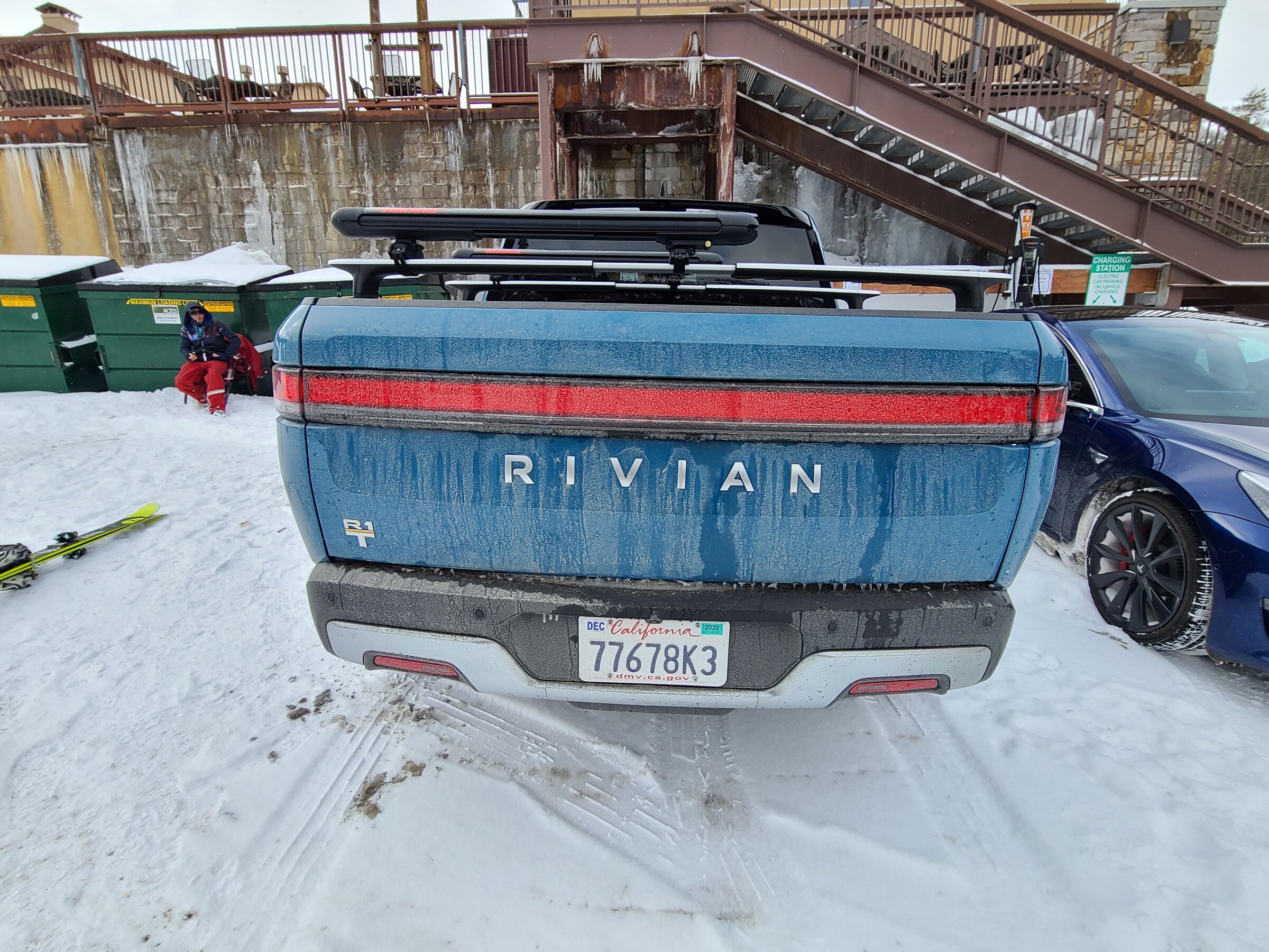 Rivian R1T R1S Rivian R1T spotted in South Seattle today! (photos, videos, impressions) 20220305_101159