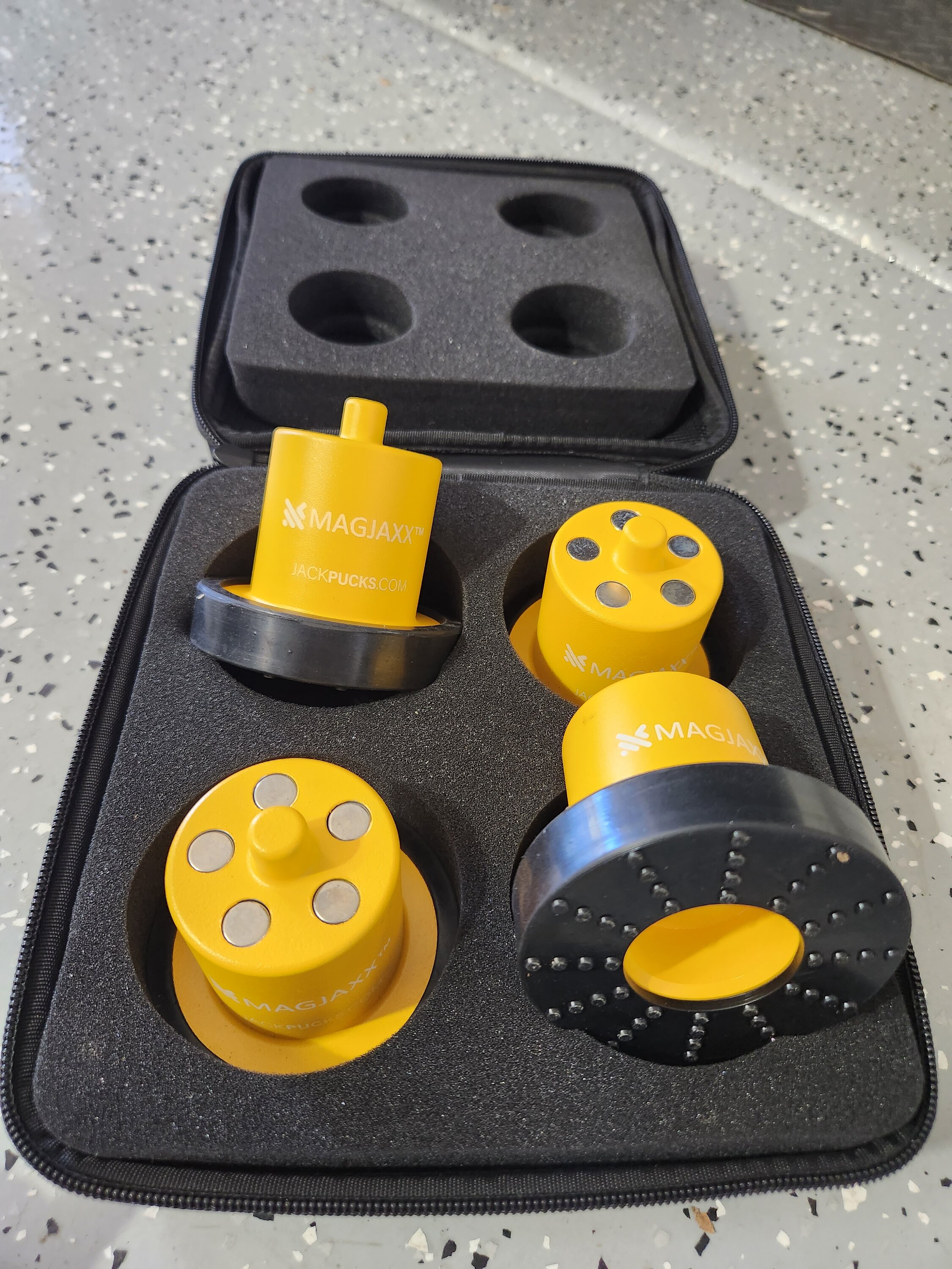 Rivian R1T R1S Yellow & Red GEN2 JACK PUCKS! Thousands Ready to Ship! 20230403_113404-
