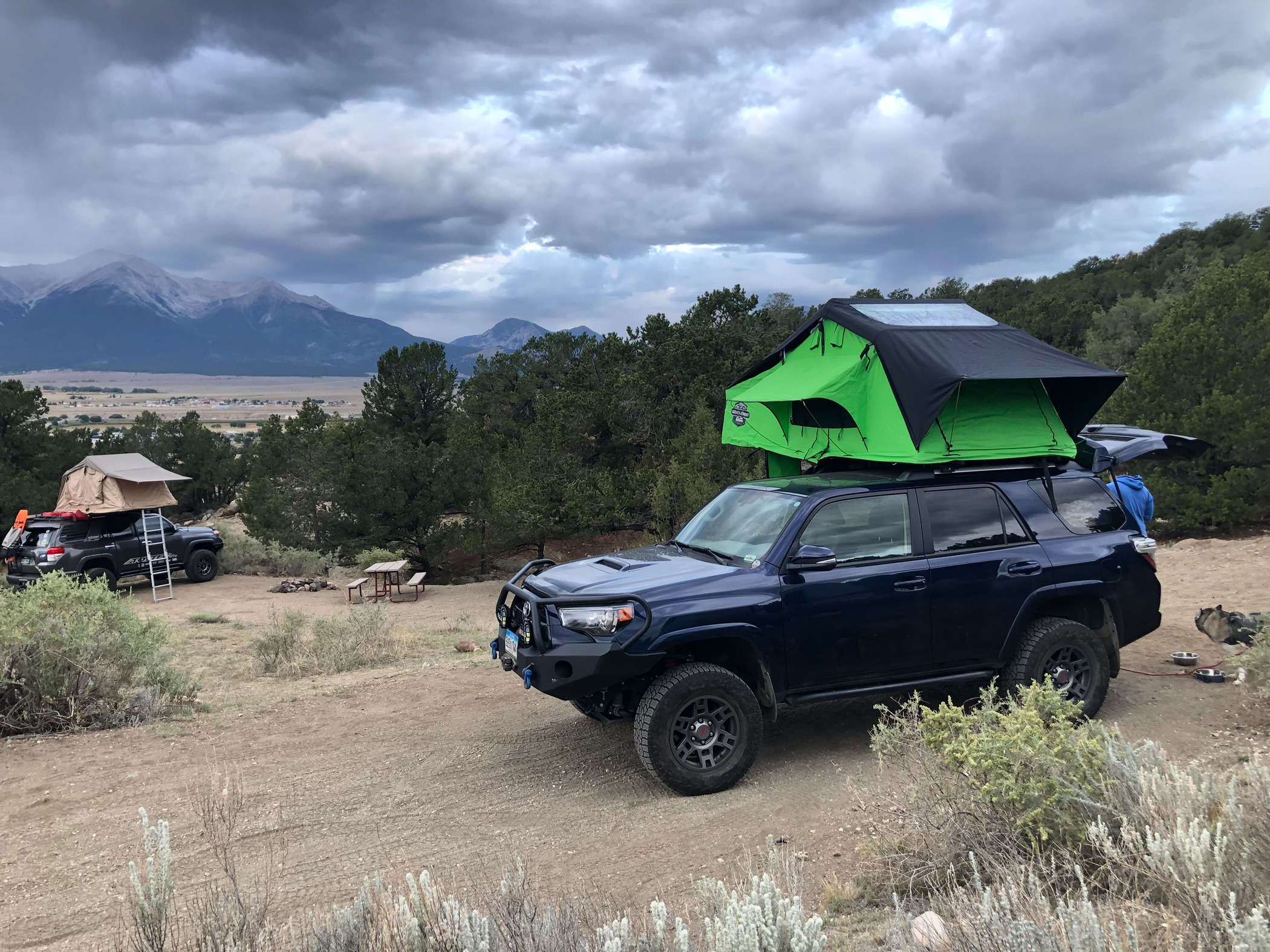 Rivian R1T R1S Where are the Rivian "adventurers"? 4Runner_BV_Tent