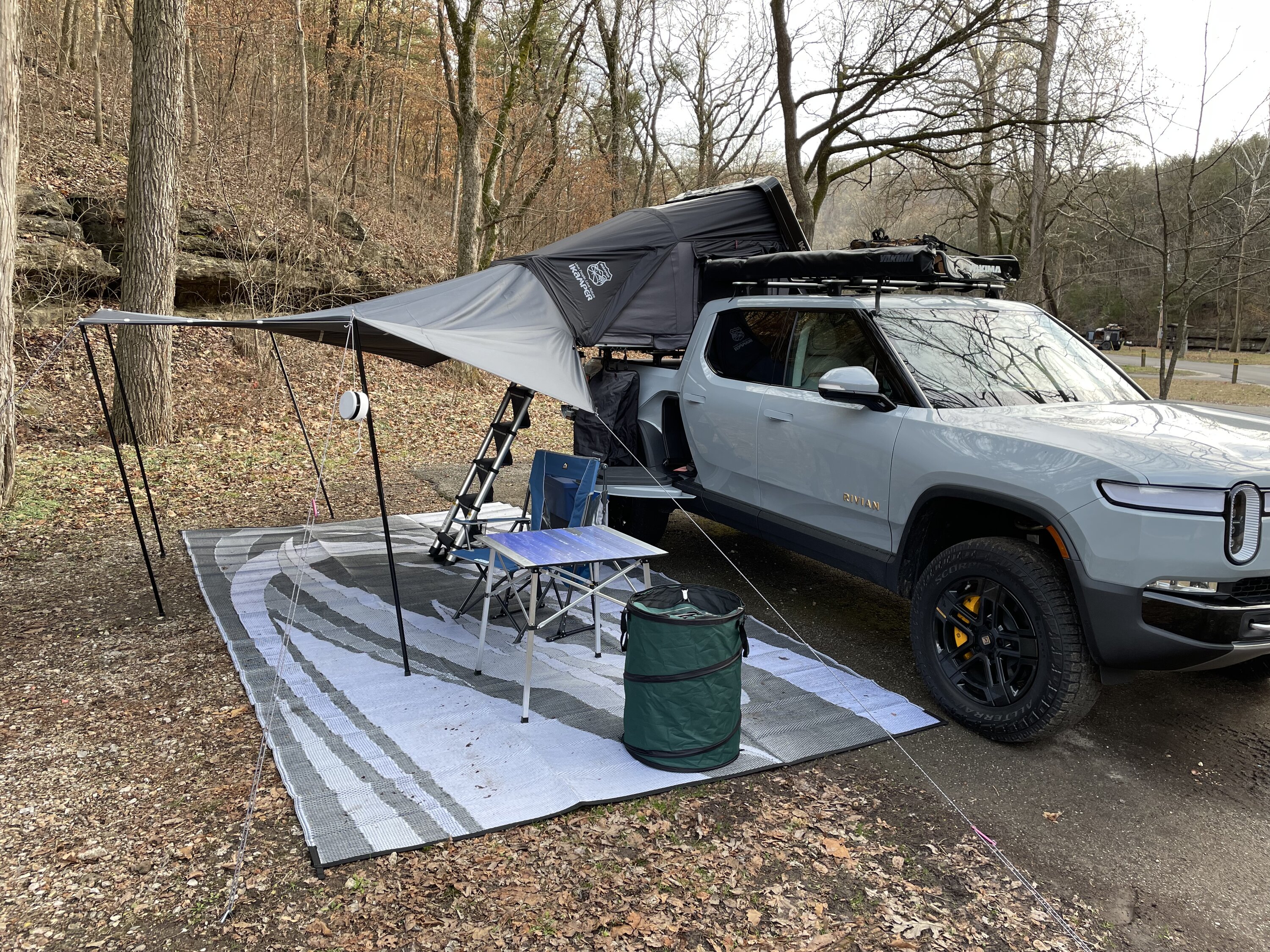 Rivian R1T R1S Calling all R1T roof tent owners 60307292-393C-4916-94DC-8298363C7AF9