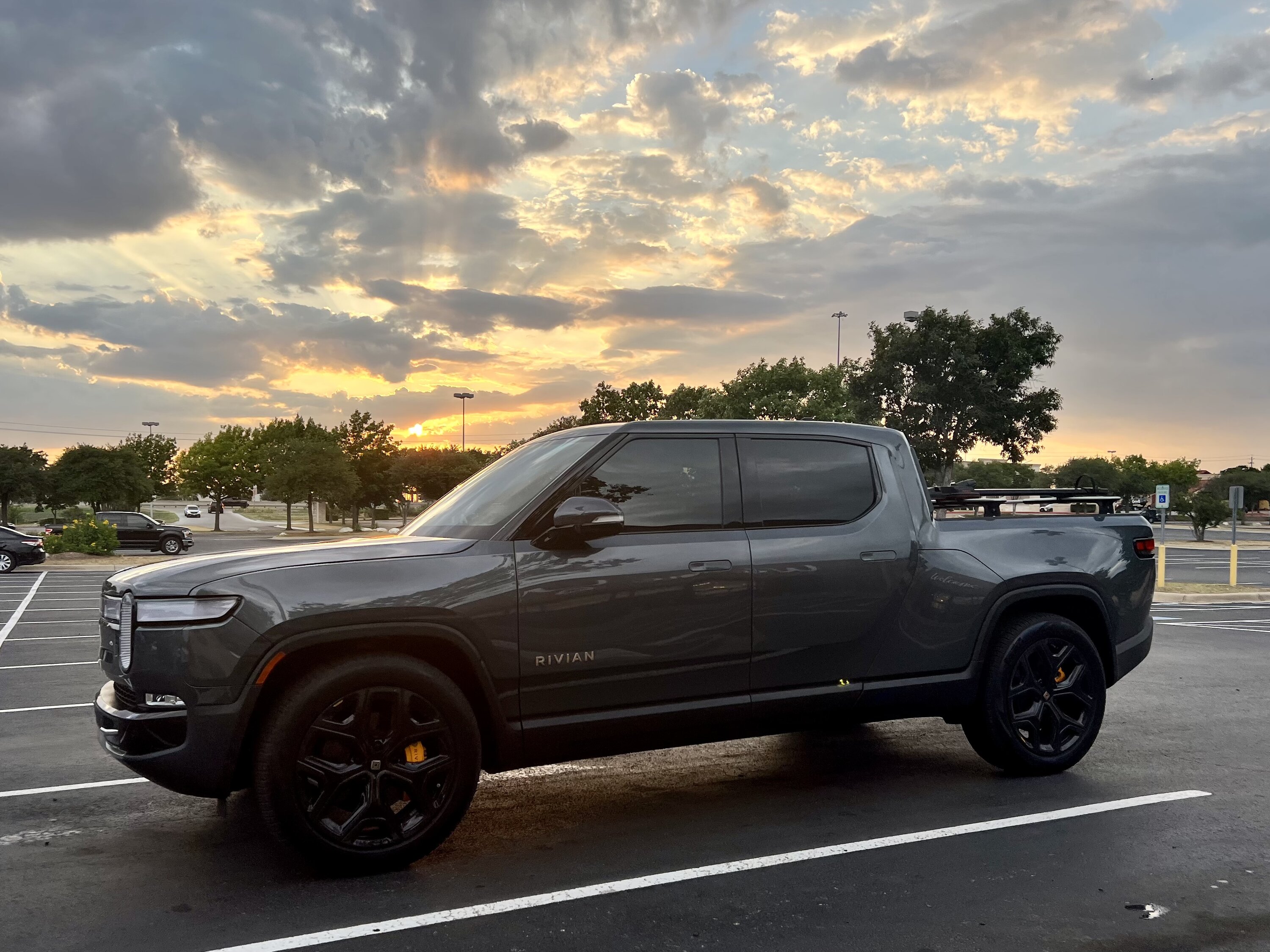 Rivian R1T R1S 📸 Post Your Best Photo Here For Year-End Rivian Mosaic! AB6534AD-DF66-43E9-BEEF-B11576A6E641