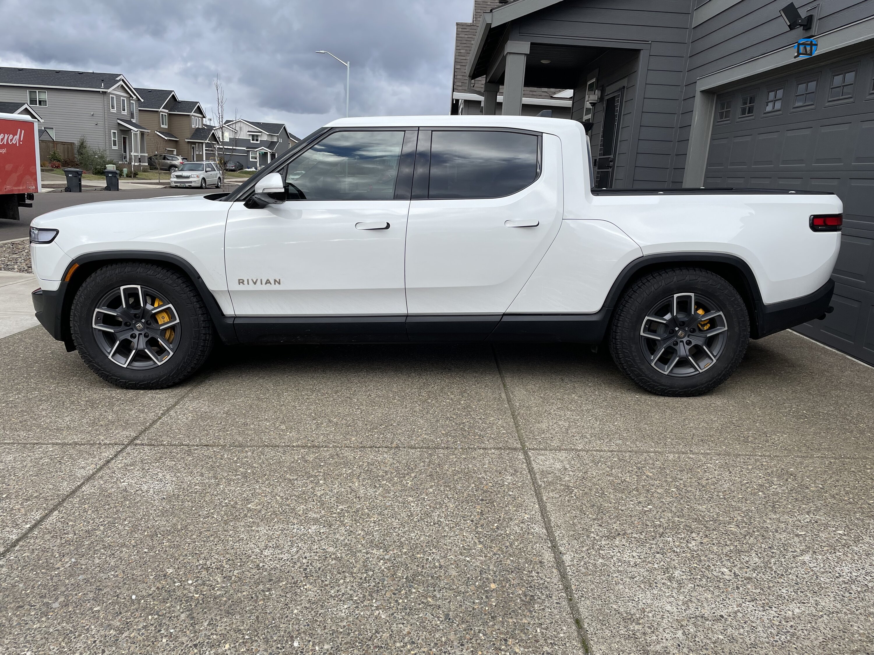 Rivian R1T R1S For Sale: 2022 Rivian R1T Launch Edition DriverSid