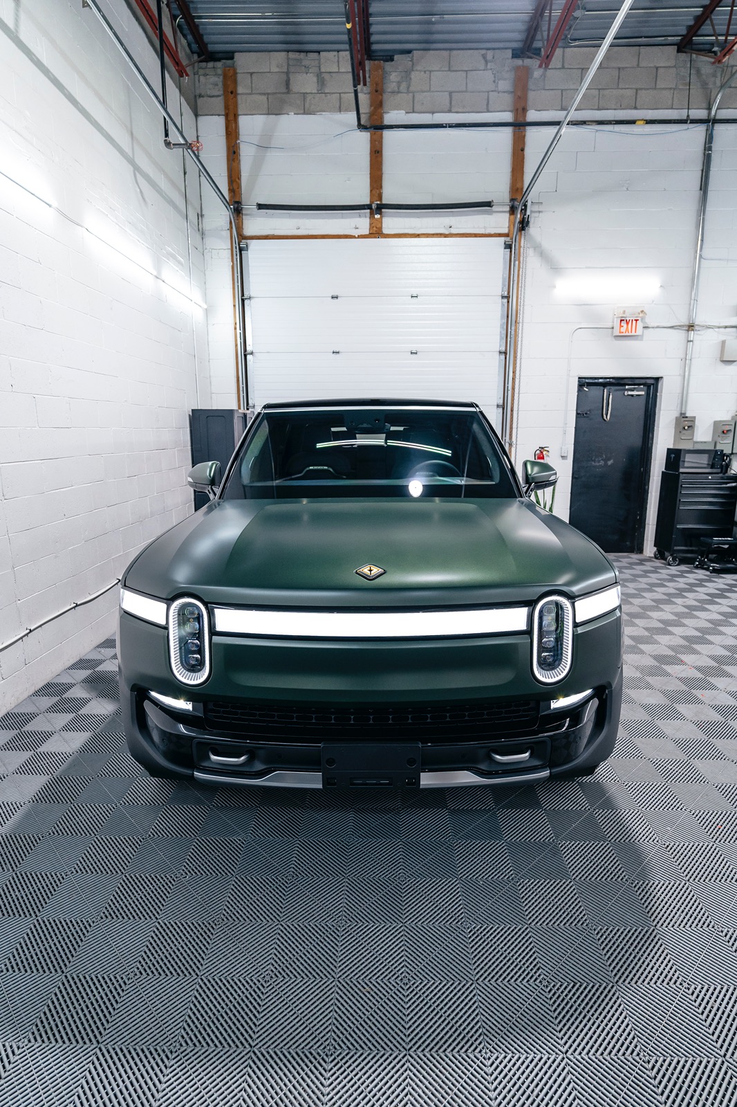 Rivian R1T R1S 🚀 Elevate Your Rivian Experience in Toronto! 🚗💨 - PPF, Ceramic Coating, and Window Tinting DSC00306