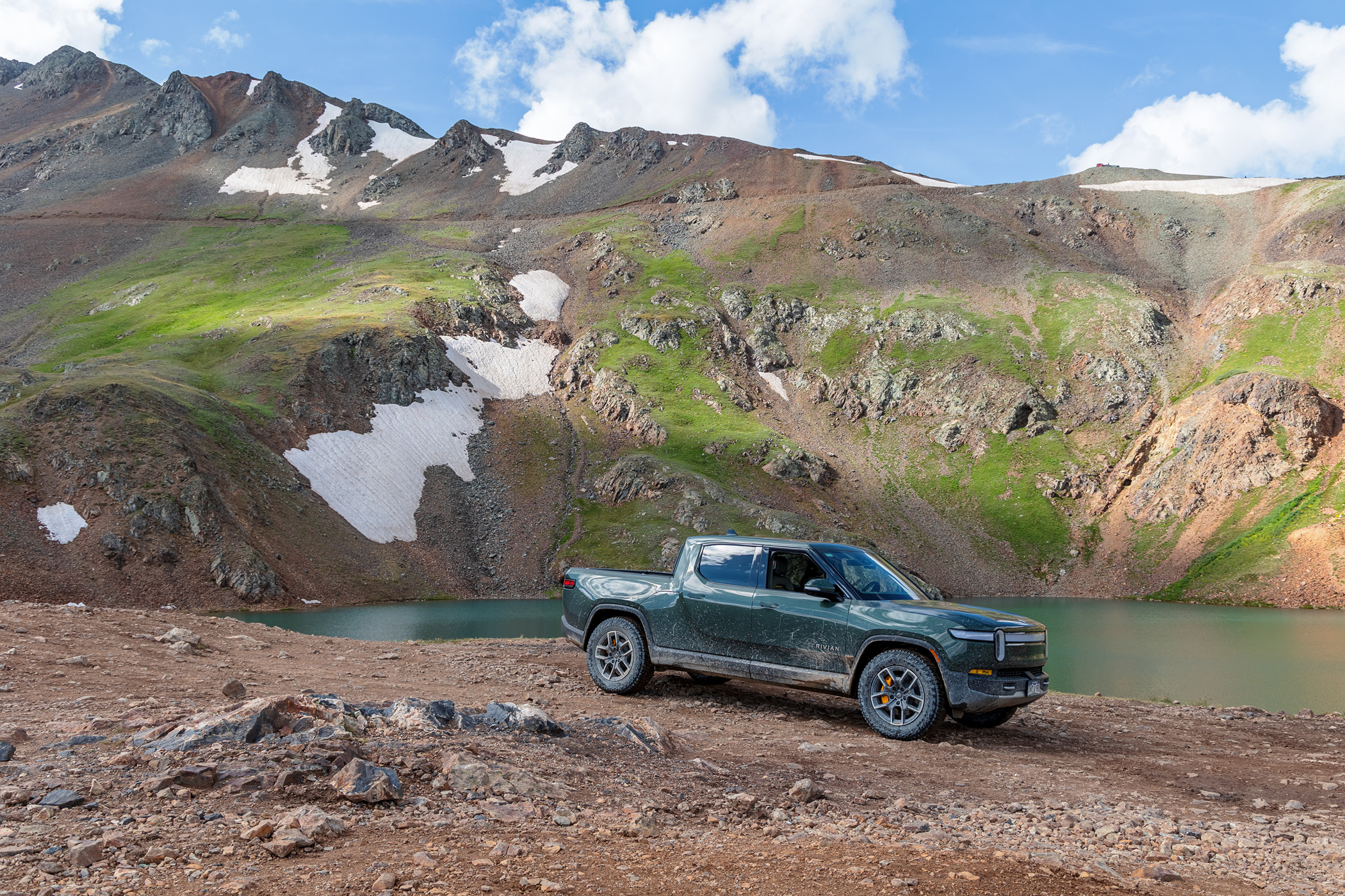 Rivian R1T R1S Where are the Rivian "adventurers"? image4
