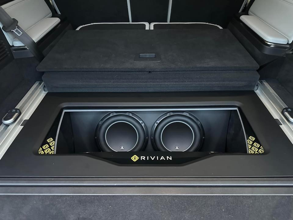 Rivian R1T R1S Next level R1S stereo upgrade IMG_0010