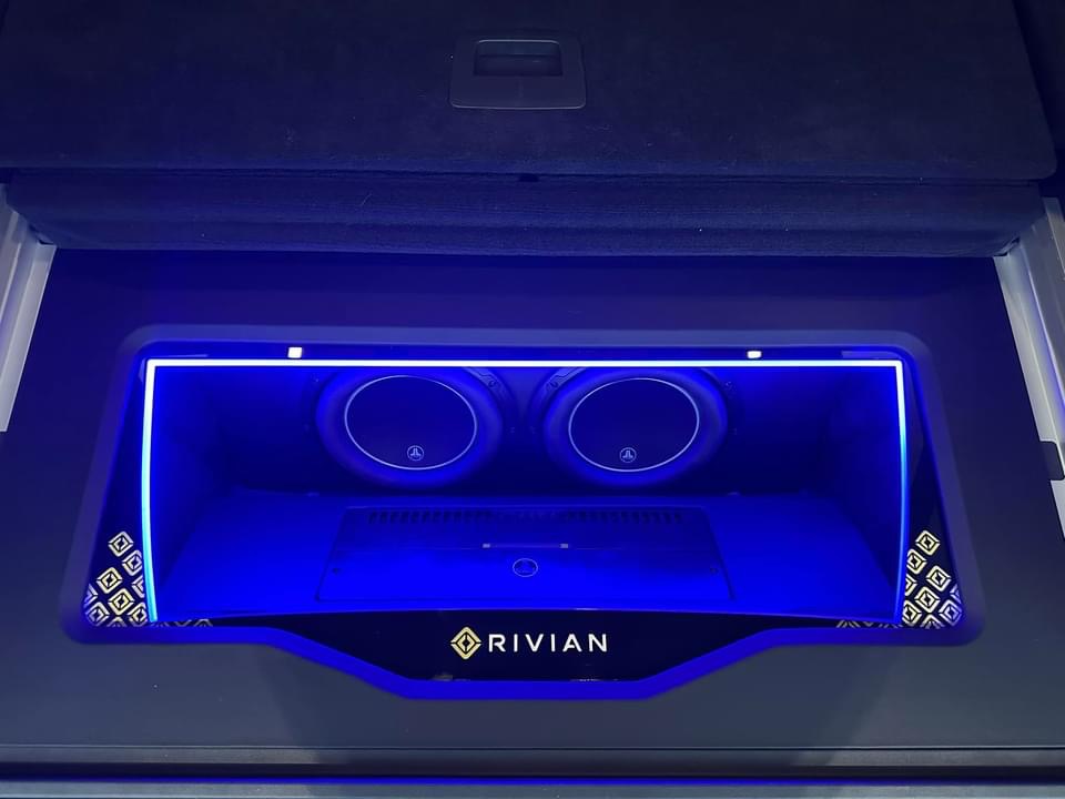 Rivian R1T R1S Next level R1S stereo upgrade IMG_0011