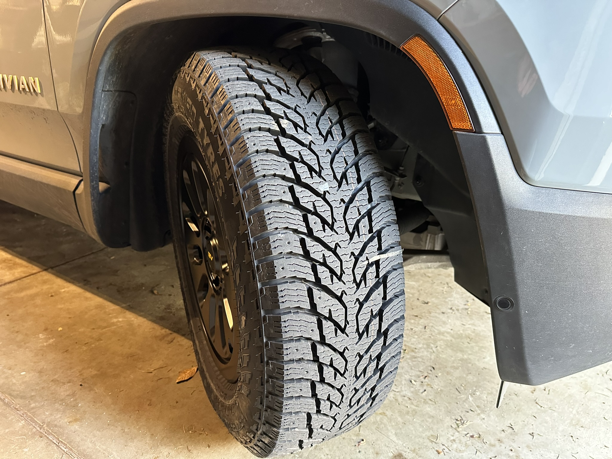 Rivian R1T R1S Installed: EV Sportline R1000 wheels and Nokian Hakkapeliitta LT3 winter tires IMG_0583.JPEG