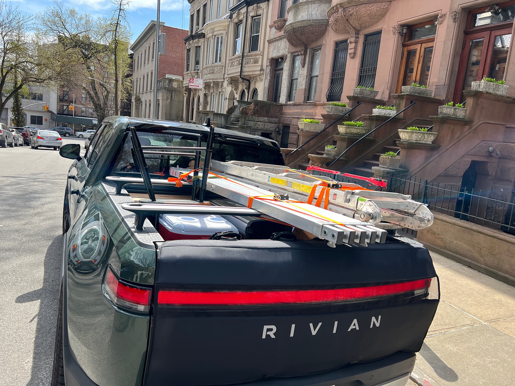 Rivian R1T R1S Random Rivian Photos of the Day - Post Yours! 📸 🤳 IMG_0691