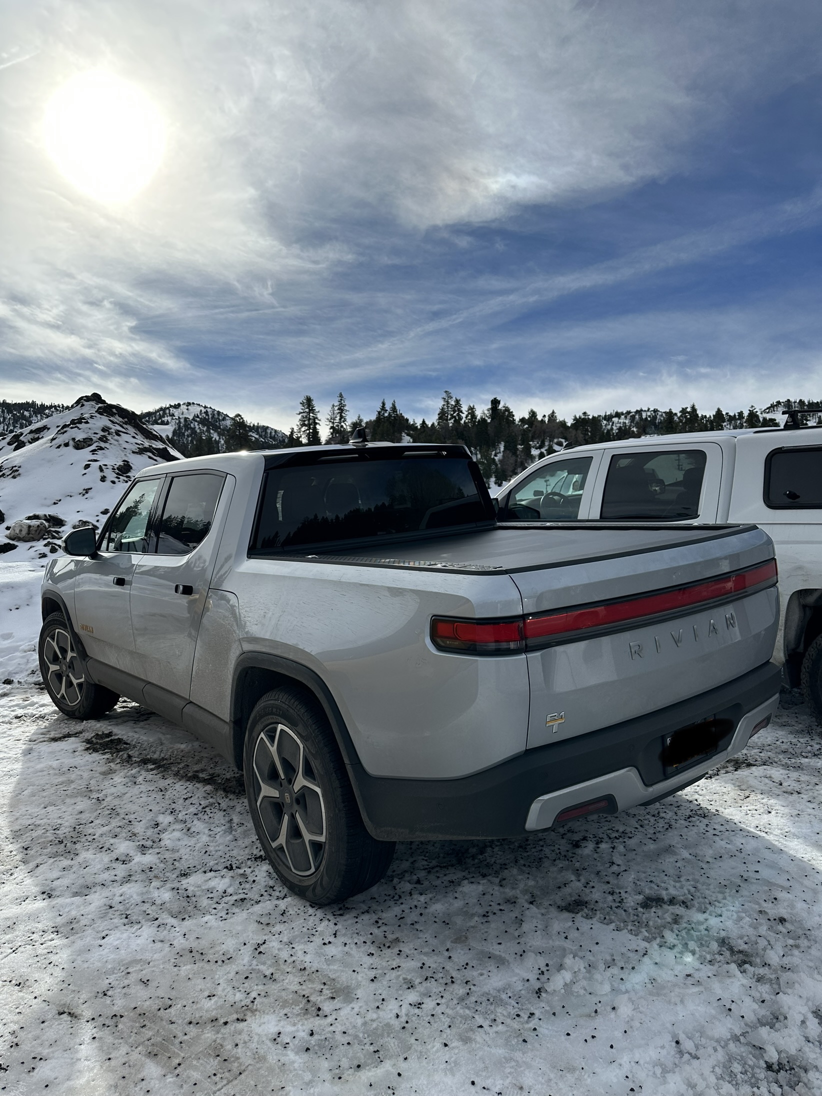 Rivian R1T R1S PSA: Check if your Rivian is locked 😢 IMG_2188