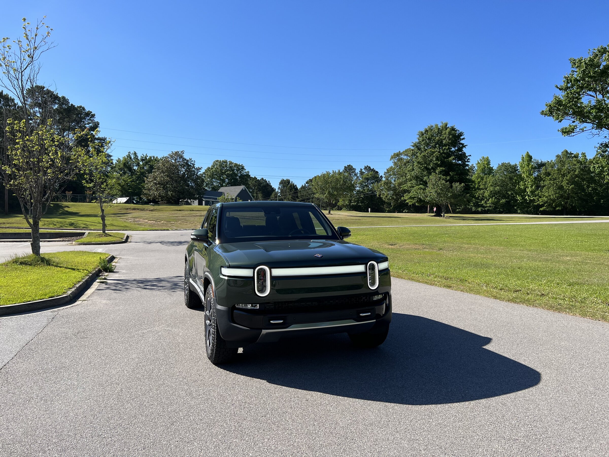 Rivian R1T R1S It's finally here. First impressions IMG_2521.JPG