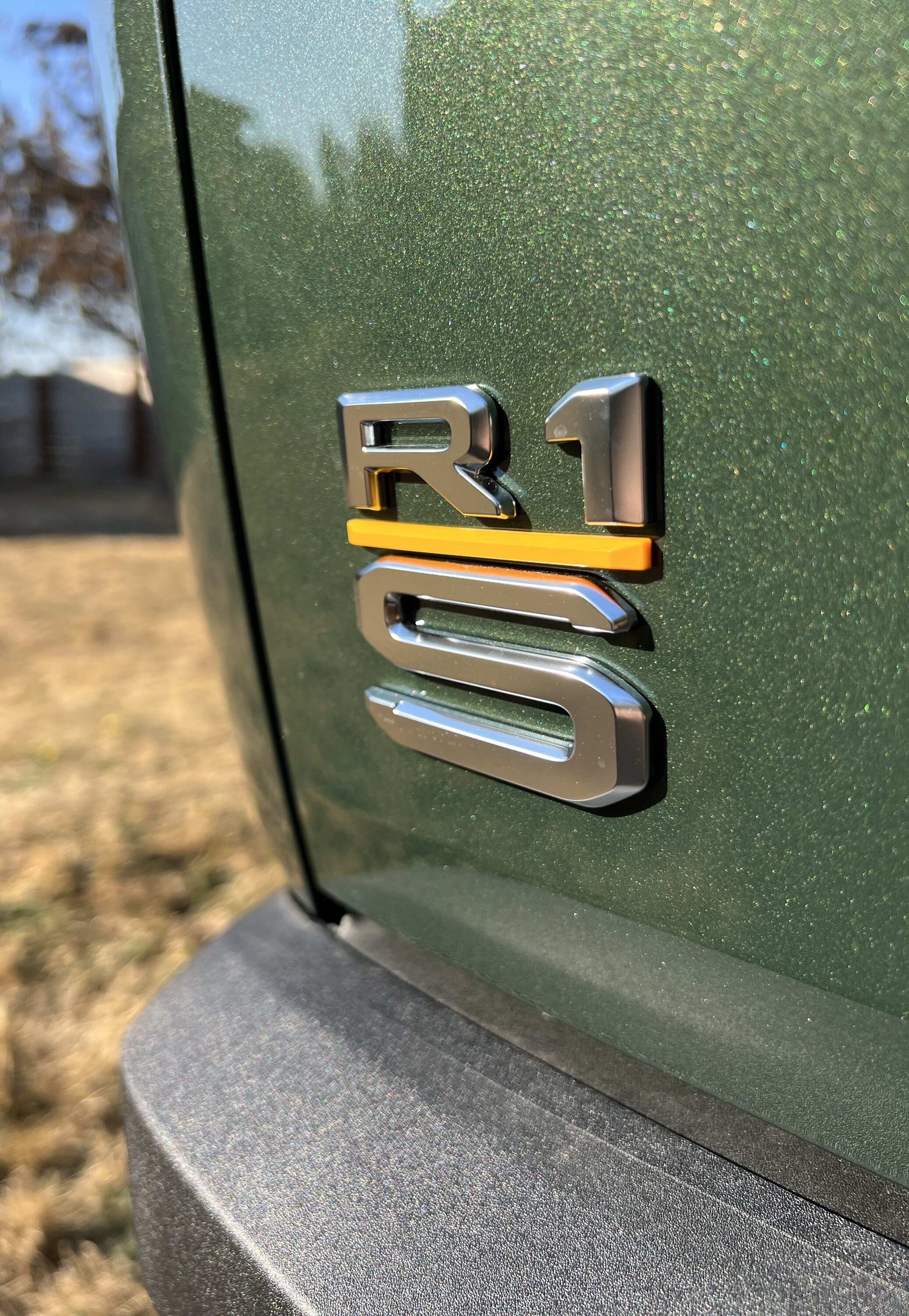 Rivian R1T R1S 🎨 FOREST GREEN R1S Photos IMG_2677