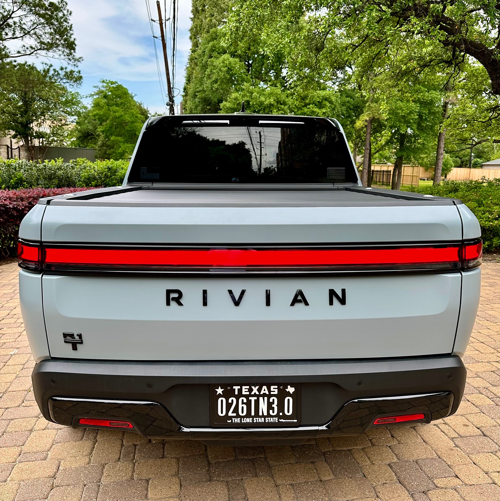 Rivian R1T R1S Limestone with satin PPF and chrome delete IMG_3237