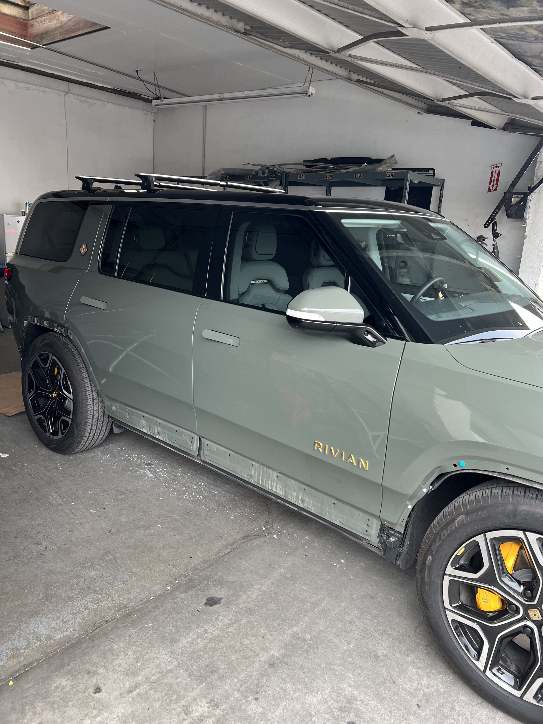 Rivian R1T R1S Painted Lower Cladding / Body Trim IMG_3791[1]