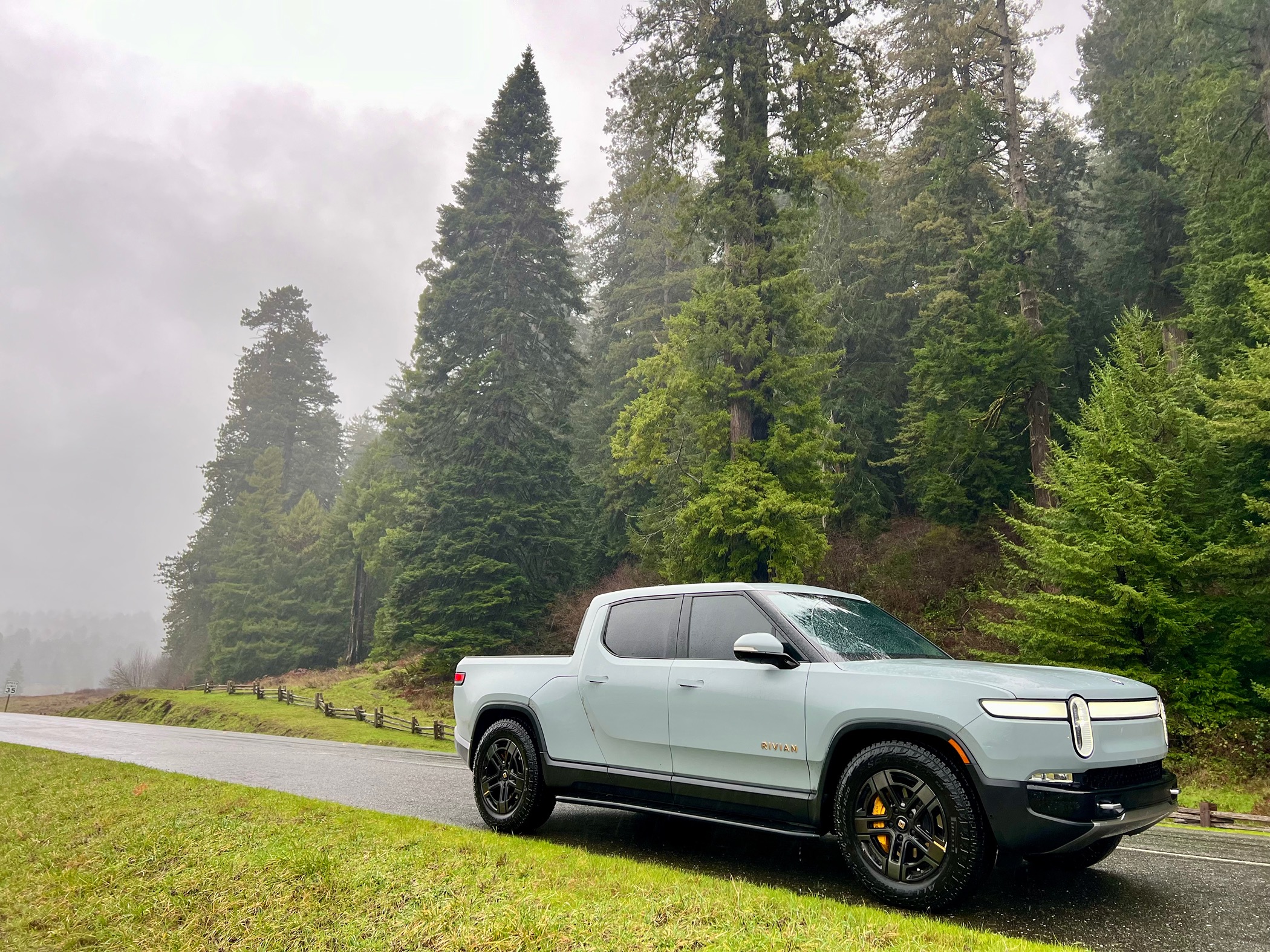 Rivian R1T R1S Random Rivian Photos of the Day - Post Yours! 📸 🤳 IMG_4986