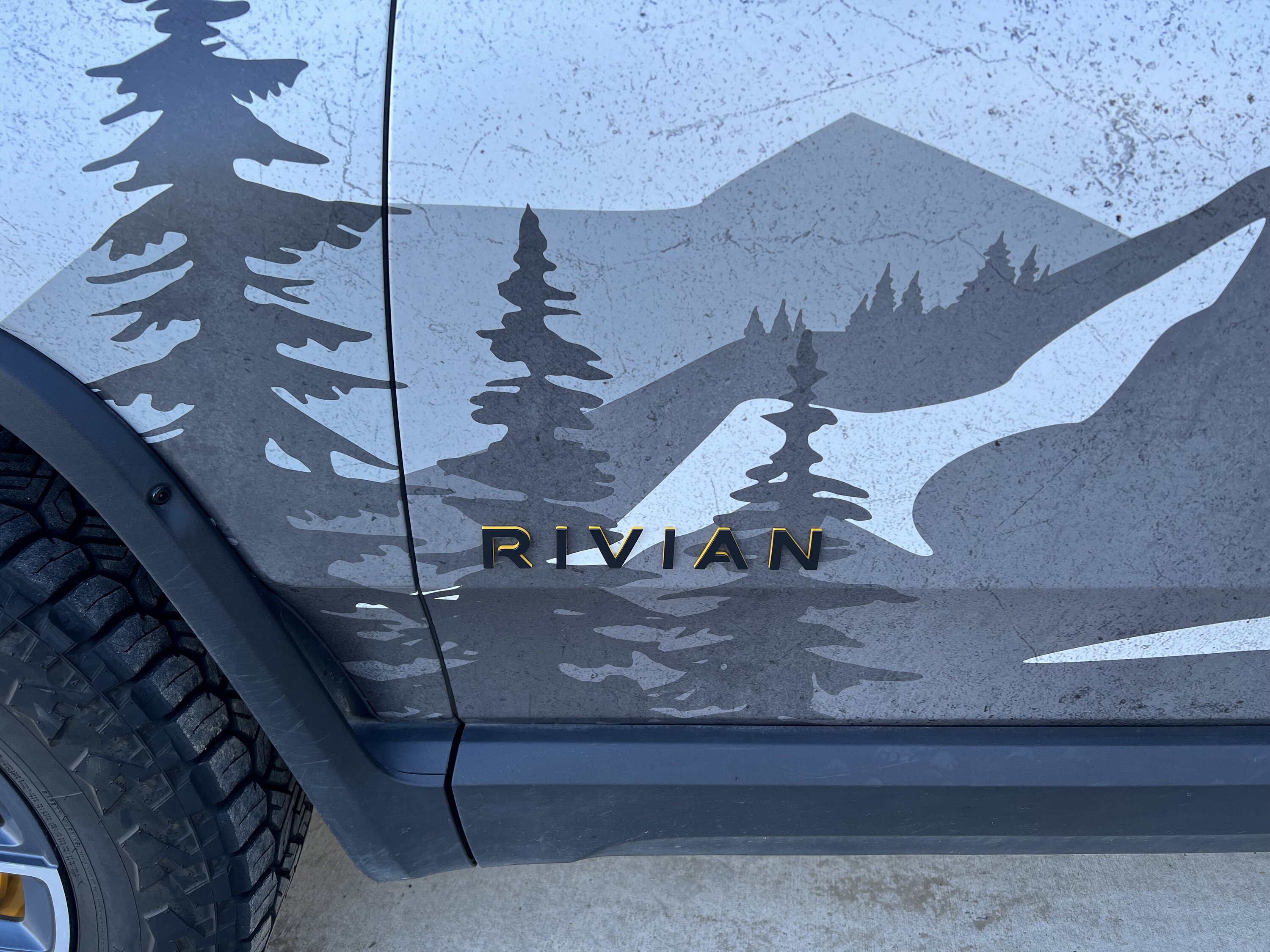 Rivian R1T R1S Custom design wrap on my R1T IMG_5228