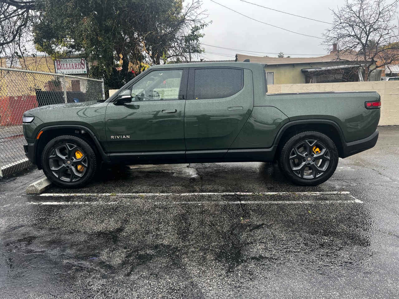 Rivian R1T R1S 21" Road Wheels Black and Gray? IMG_5571