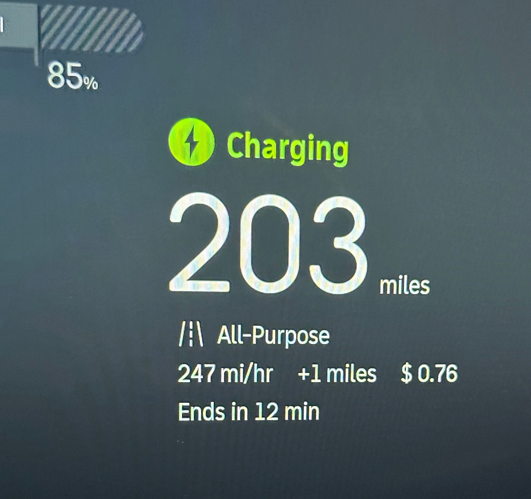 Rivian R1T R1S Video: Tesla supercharging pricing / cost shows on both R1 screens while charging IMG_6556