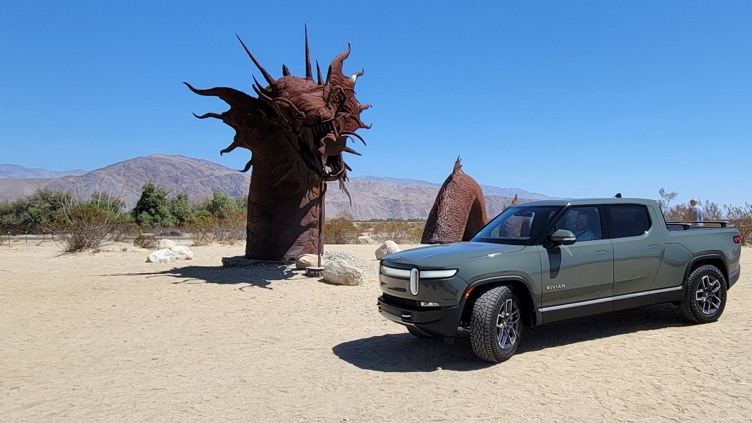 Rivian R1T R1S 📸 Post Your Best Photo Here For Year-End Rivian Mosaic! rit 2