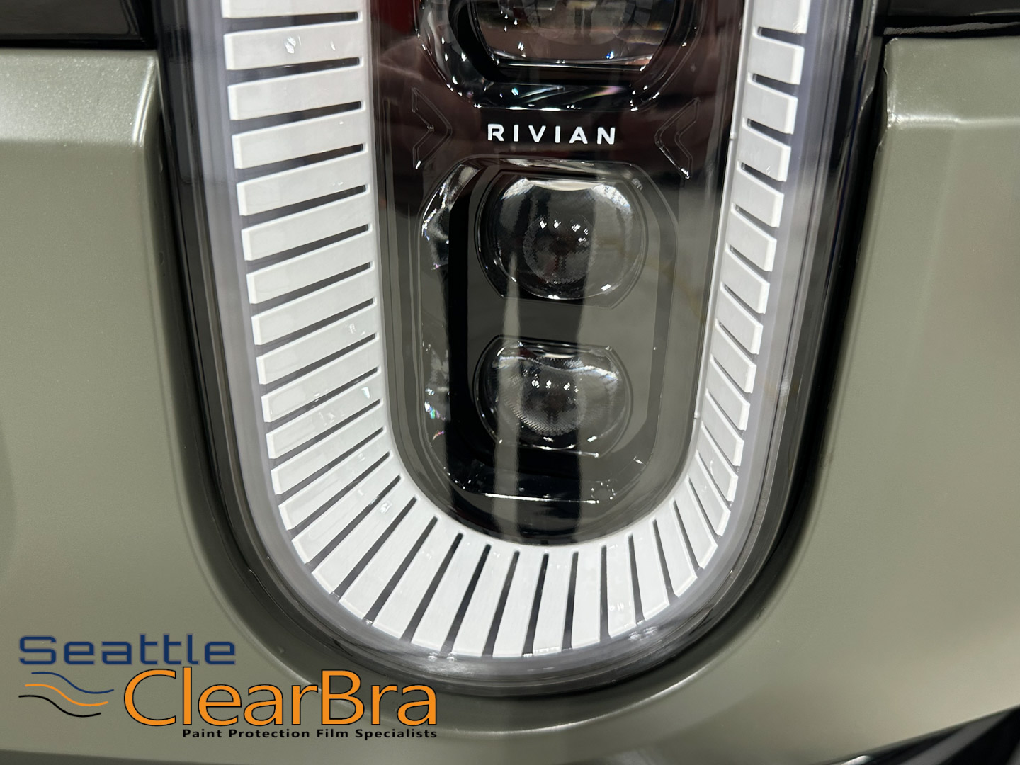 Rivian R1T R1S Poor Quality Stealth Satin PPF Clear Bra on Rivian R1T - Be Careful When Price Shopping rivian-r1s-xpel-stealth-redmond-clear-bra-ppf-paint-protection-film-19