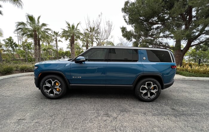 Finally... welcomed my Rivian Blue R1S beast after 1567 days!