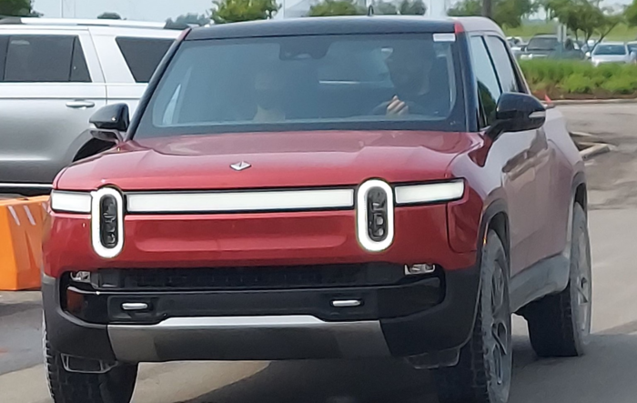 Clear Look at Canyon Red Rivian R1T