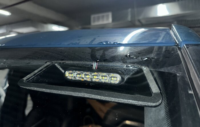 Mobile Service R1T are equipped with these Warning/Work Lights