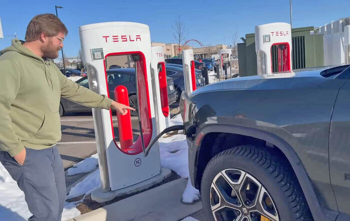 Video: How-to charge Rivian at Tesla Supercharger (by Out of Spec Kyle)