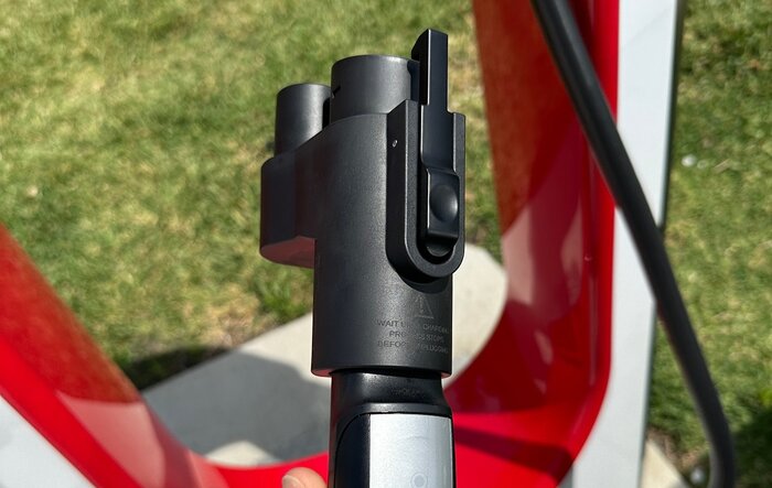 A2Z adapter trick / tip to lock onto Tesla charger cable (from A2Z support)