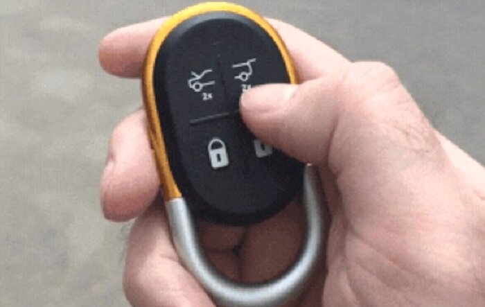 Myth-Busted! Gen2 R1S Fob works fine with R1T (tested)