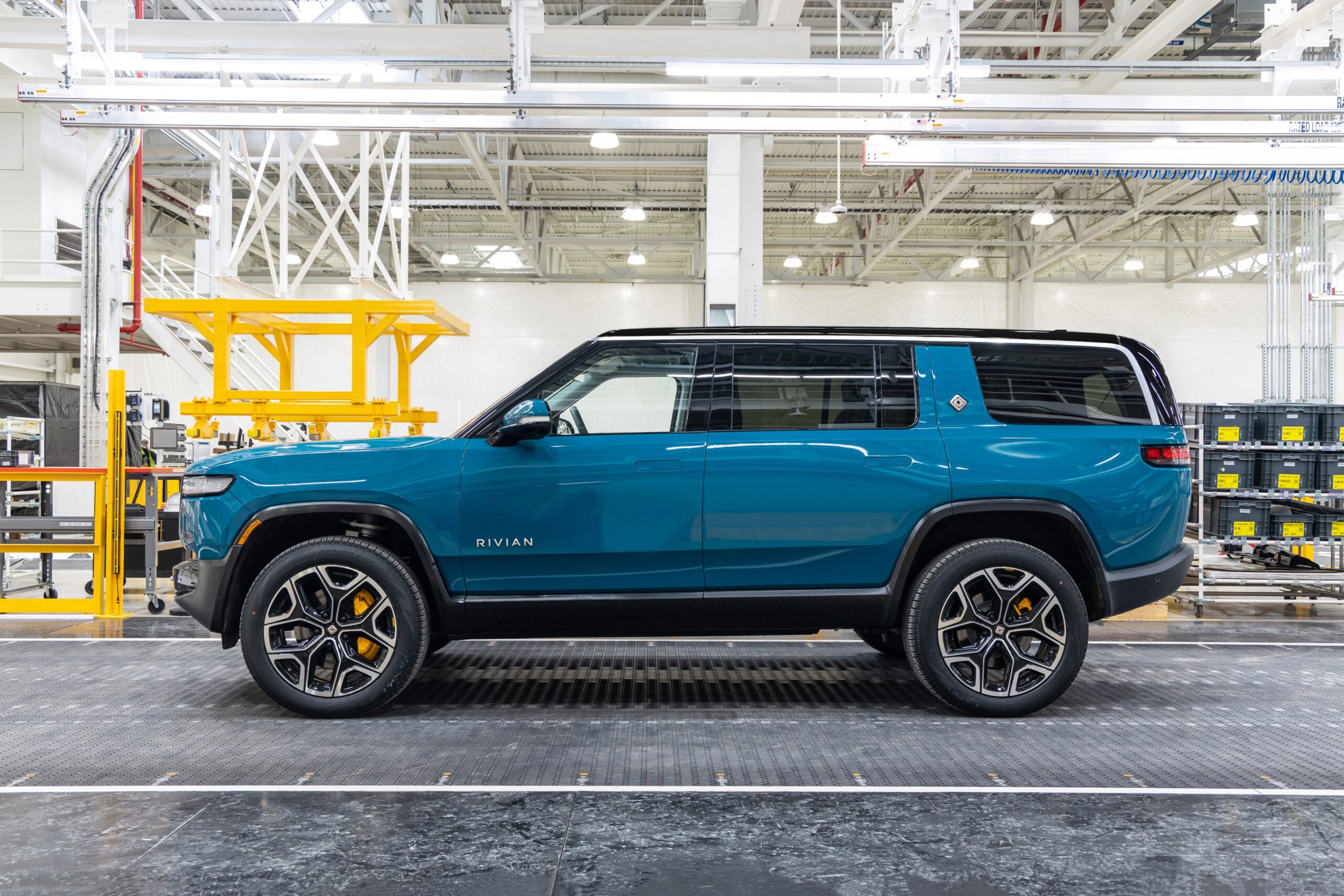 Completed R1S in Rivian Blue Rivian Forum R1T R1S R2 R3 News, Specs