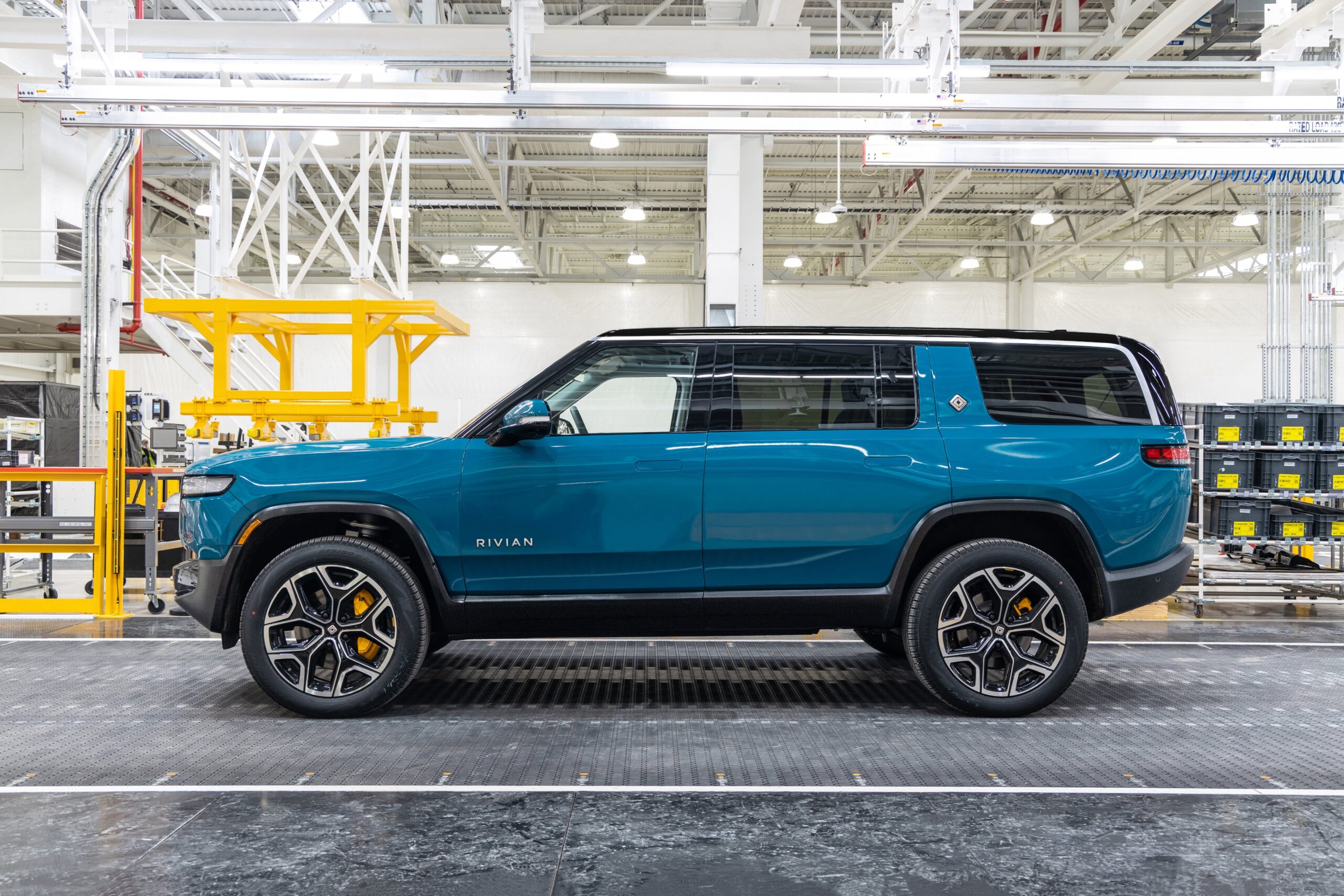 Completed R1S in Rivian Blue Rivian Forum R1T R1S R2 News, Specs