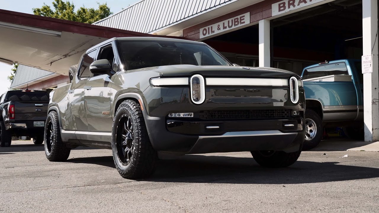 Aftermarket Wheels Installed on R1T... Rivian Forum R1T R1S R2 R3