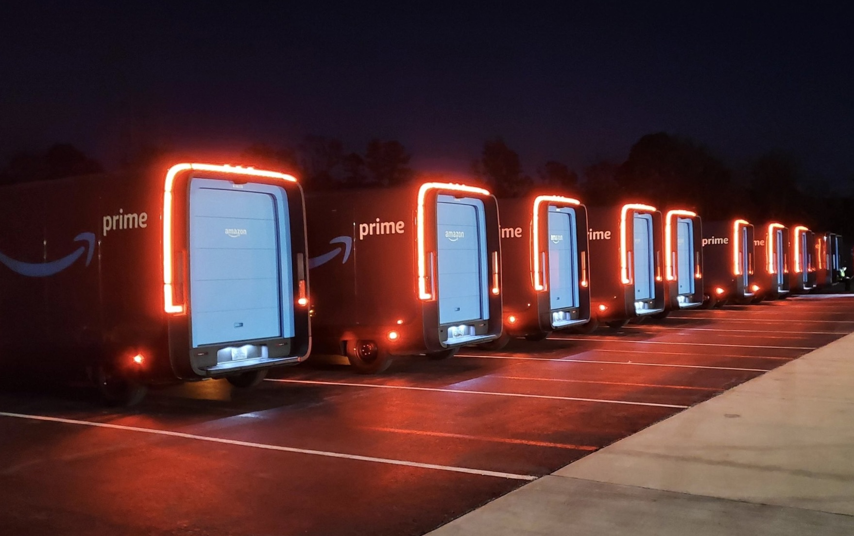 Amazon says it has ‘over a thousand’ Rivian electric vans making ...