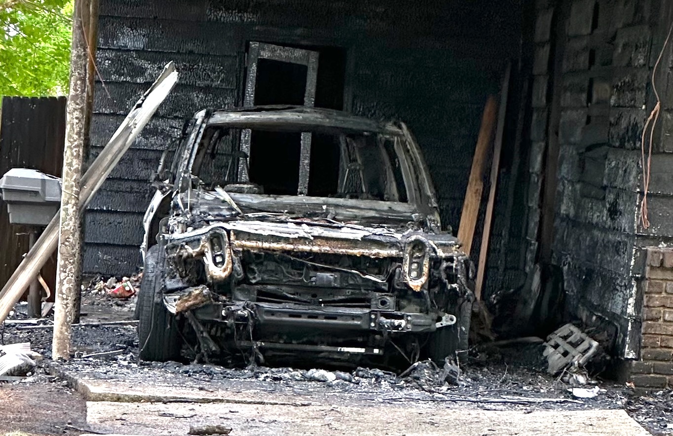 Rough day for my R1S... source: house fire, not vehicle | Rivian Forum ...