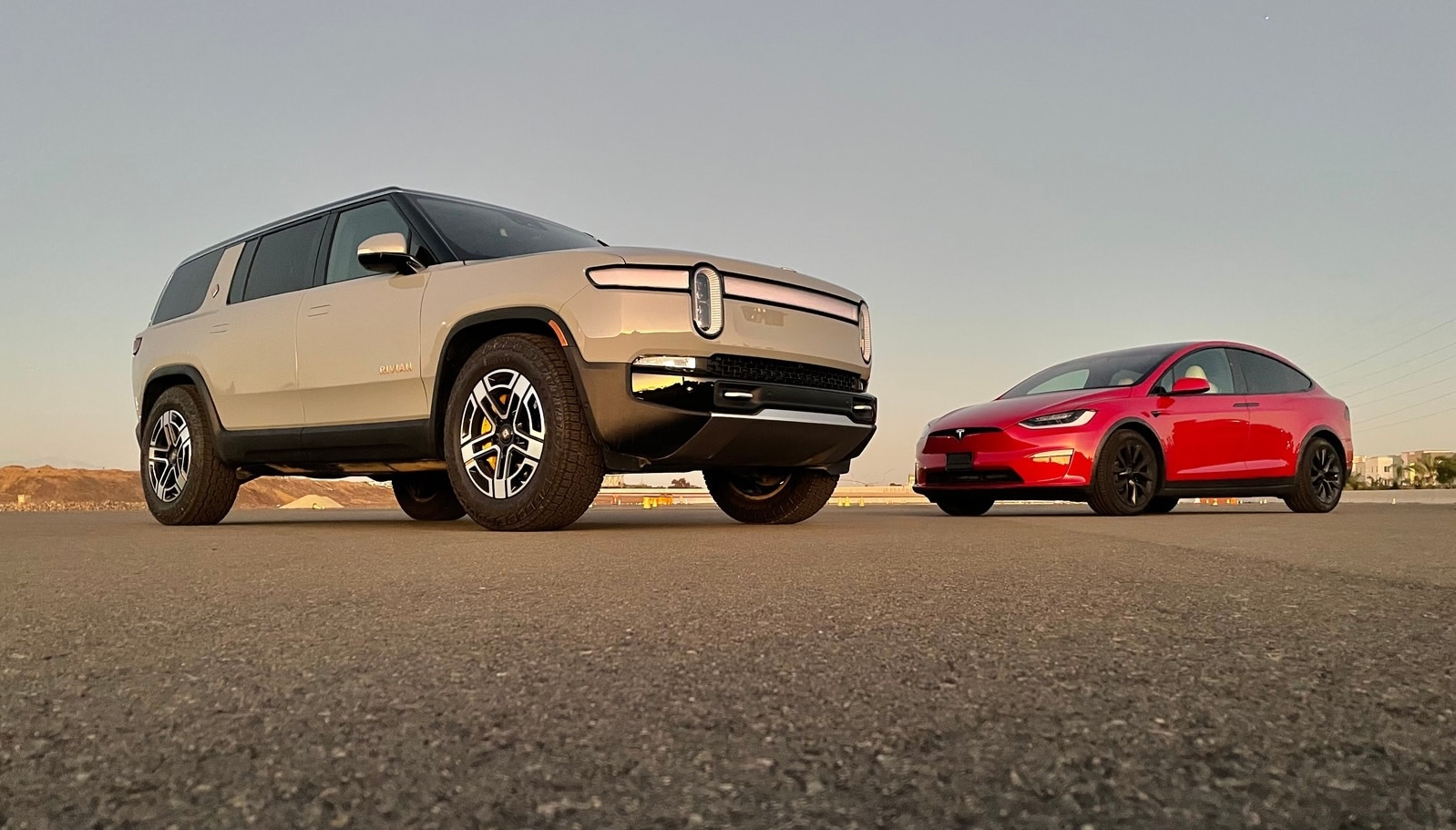 Tesla Model X vs. Rivian R1S comparison review - from a real owner of ...